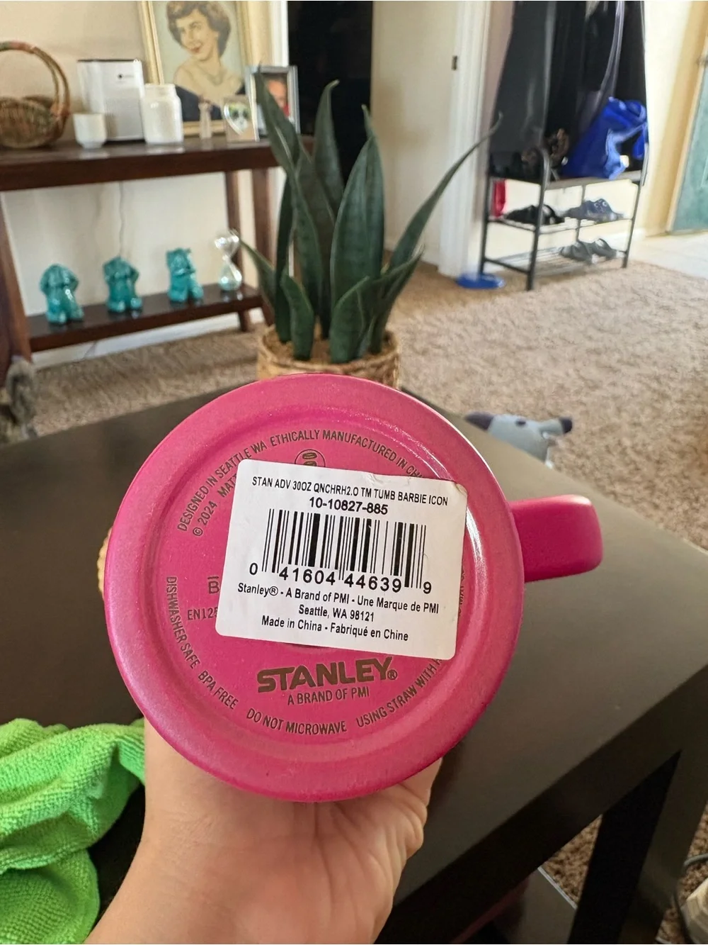 Stanley x Barbie Icon 30 oz Quencher H2.0 Tumbler Pink COMPLETE Box - Picture 7 of 12